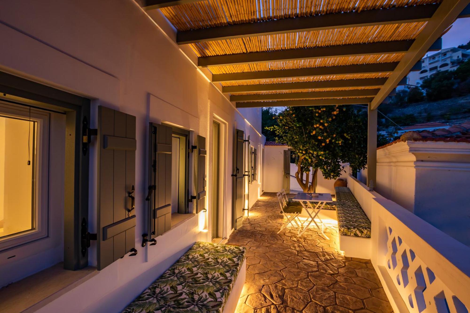 Valandou Guesthouses 카르파토스 외부 사진